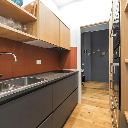 Citta Studi Functional Flat Lägenhet